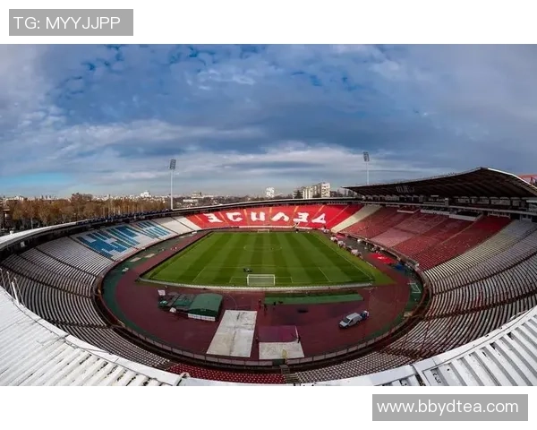 绝美足球场与球星风采的完美融合:探索顶级赛事背后的视觉与实力之美 绝美足球场与球星风采的完美融合:探索顶级赛事背后的视觉与实力之美